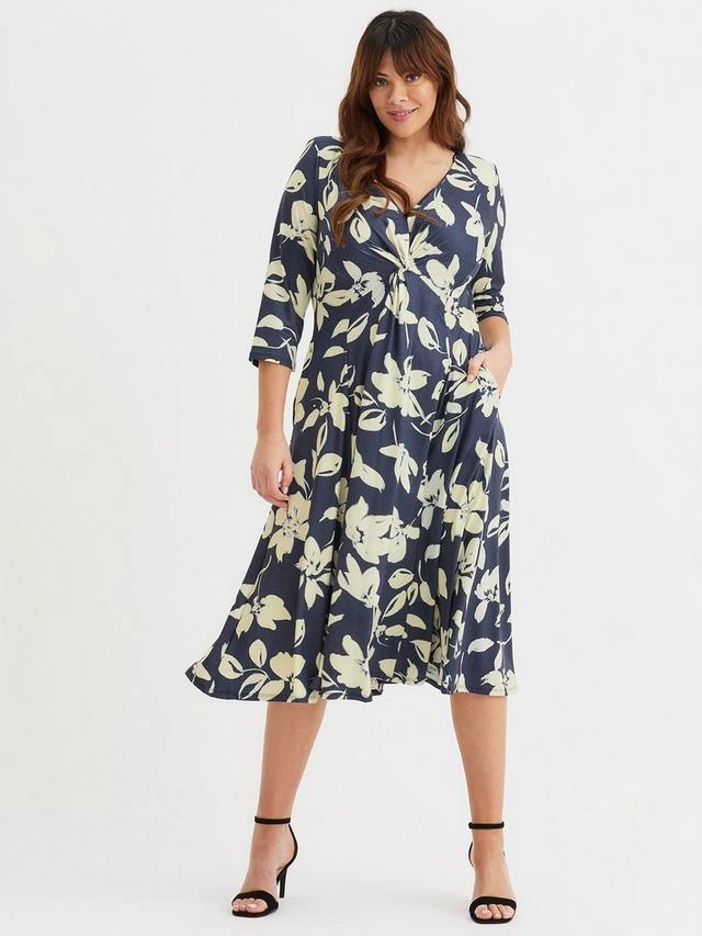 Платье клаудии в цветочек Scarlett & Jo, разноцветный
Платье клаудии в цветочек Scarlett & Jo, разноцветный