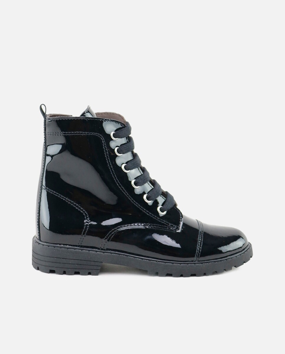 Детские сапожки из черной лакированной кожи Eli 1957, черный
Детские сапожки из черной лакированной кожи Eli 1957, черный