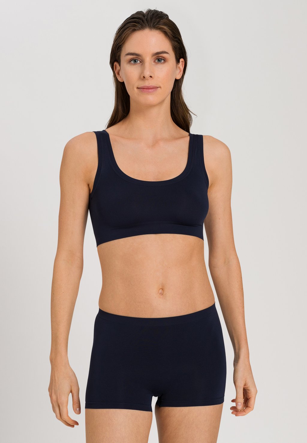 Бюстье TOUCH FEELING Hanro, темно-синий
Бюстье TOUCH FEELING Hanro, темно-синий