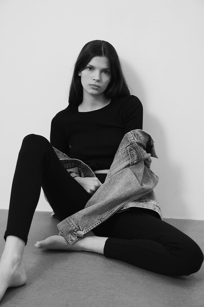 Леггинсы из джерси H&M, черный
Леггинсы из джерси H&M, черный