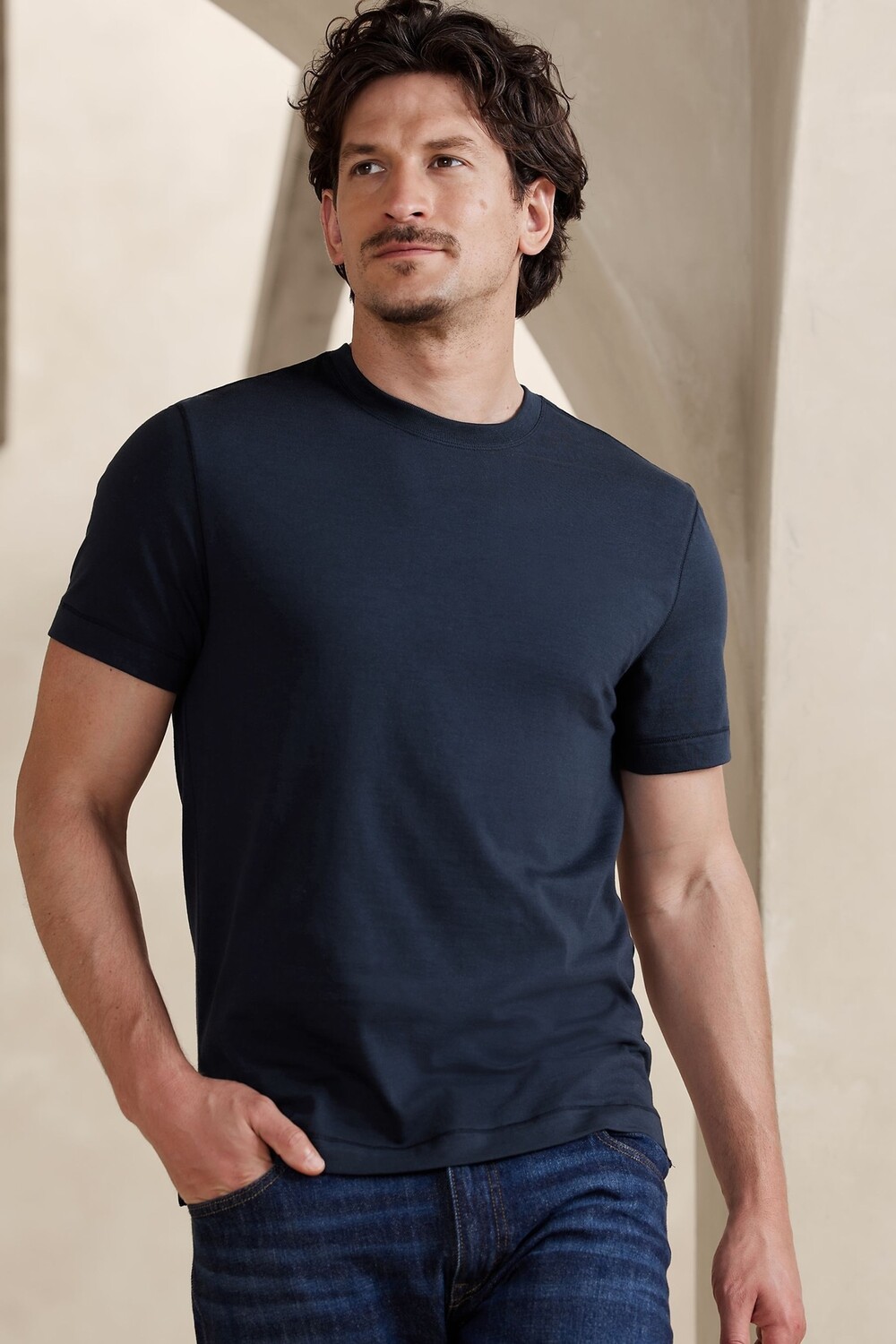 Аутентичная футболка Supima с круглым вырезом Banana Republic, синий
Аутентичная футболка Supima с круглым вырезом Banana Republic, синий