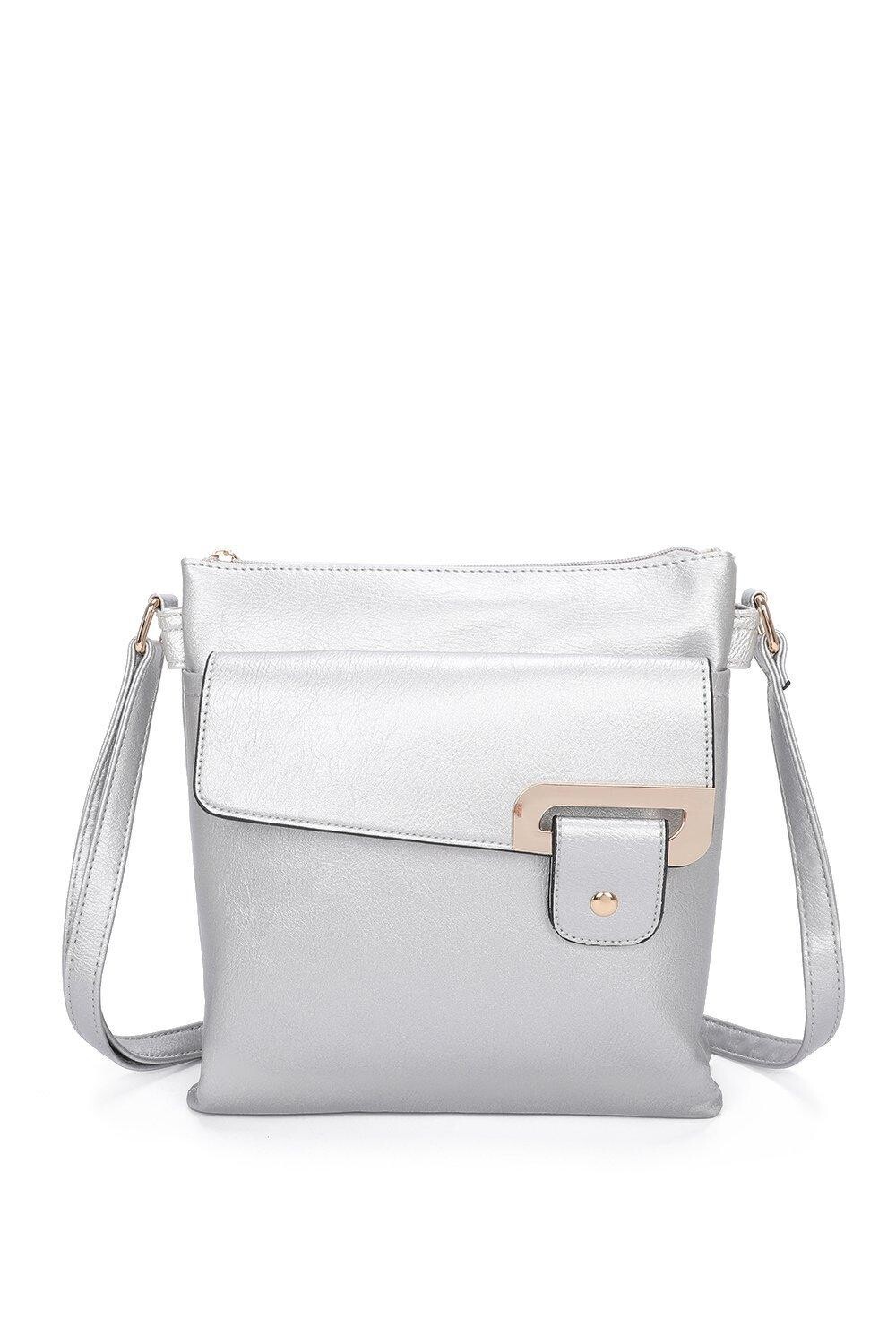 Сумка через плечо из искусственной кожи с тремя отделениями Clasico и пряжкой с золотым акцентом Fontanella Fashion, серебро, Золотой, Сумка через плечо из искусственной кожи с тремя отделениями Clasico и пряжкой с золотым акцентом Fontanella Fashion, сер
Сумка через плечо из искусственной кожи с тремя отделениями Clasico и пряжкой с золотым акцентом Fontanella Fashion, серебро, Золотой, Сумка через плечо из искусственной кожи с тремя отделениями Clasico и пряжкой с золотым акцентом Fontanella Fashion, сер