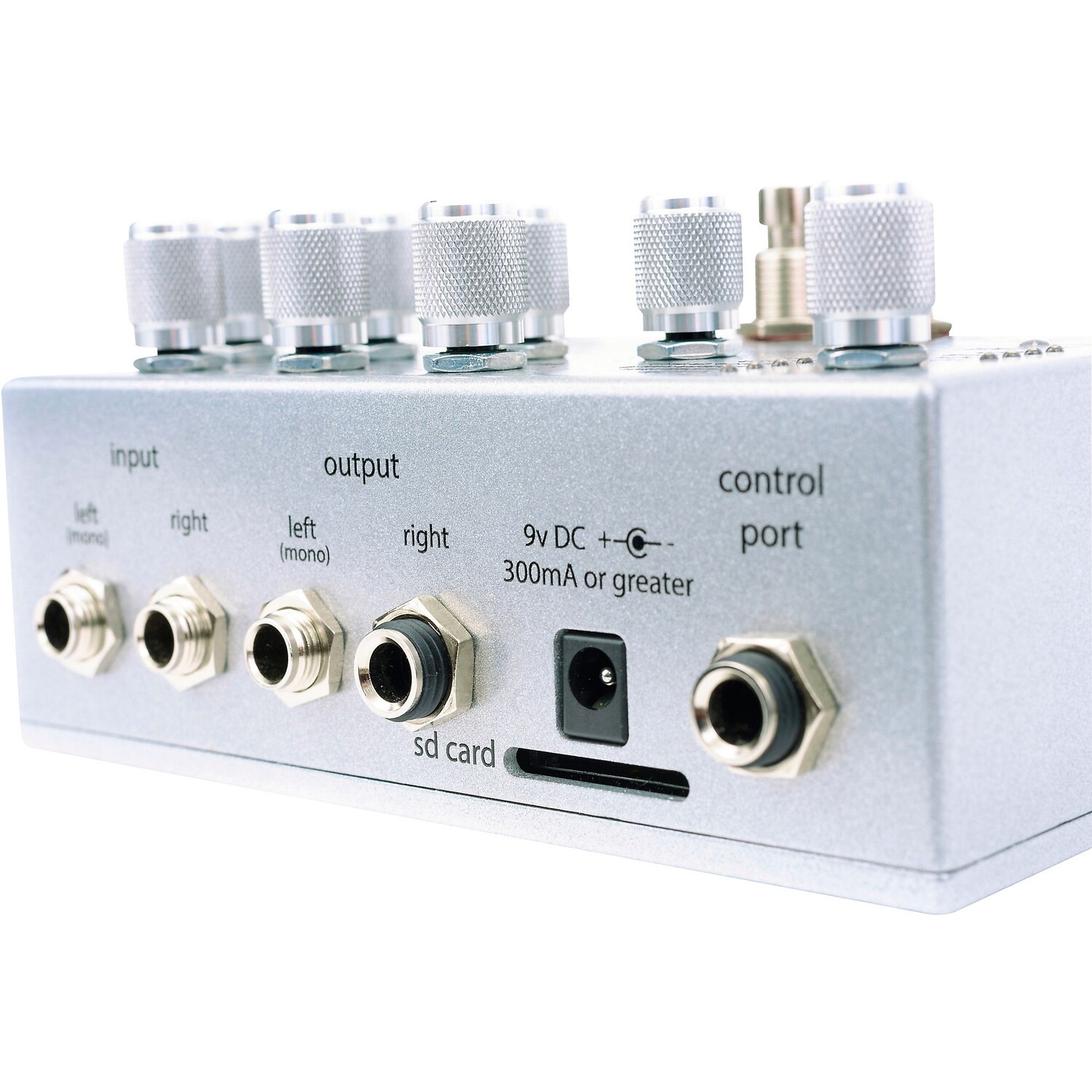 Педаль эффектов реверберации Empress Effects
Педаль эффектов реверберации Empress Effects