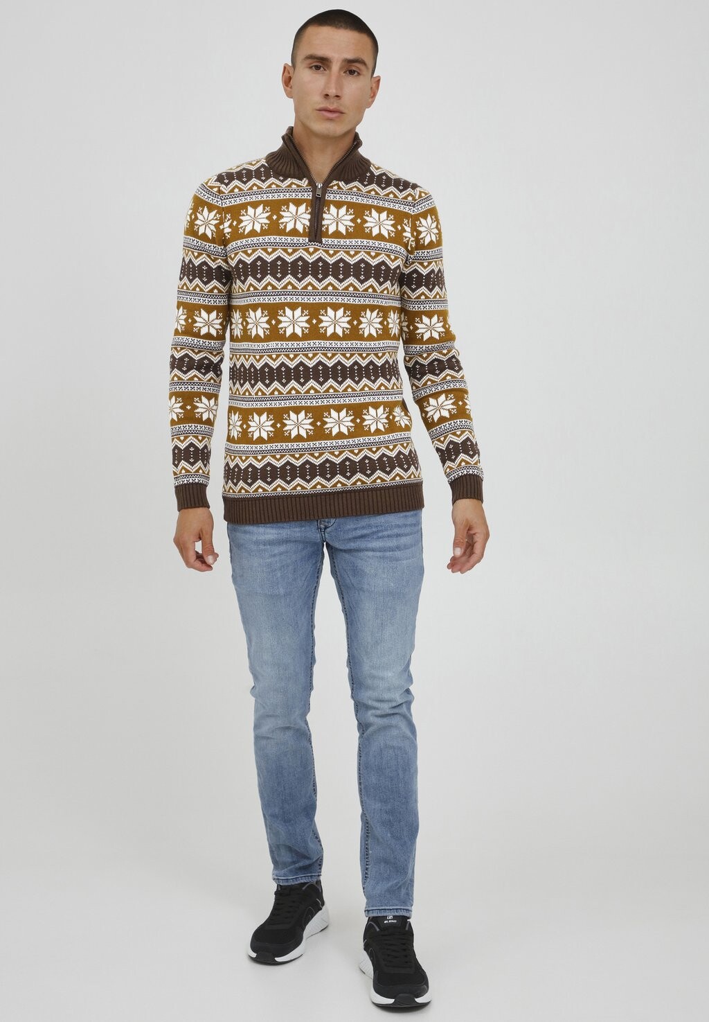 Джемпер SDWINOLDO Solid, коричневый
Джемпер SDWINOLDO Solid, коричневый