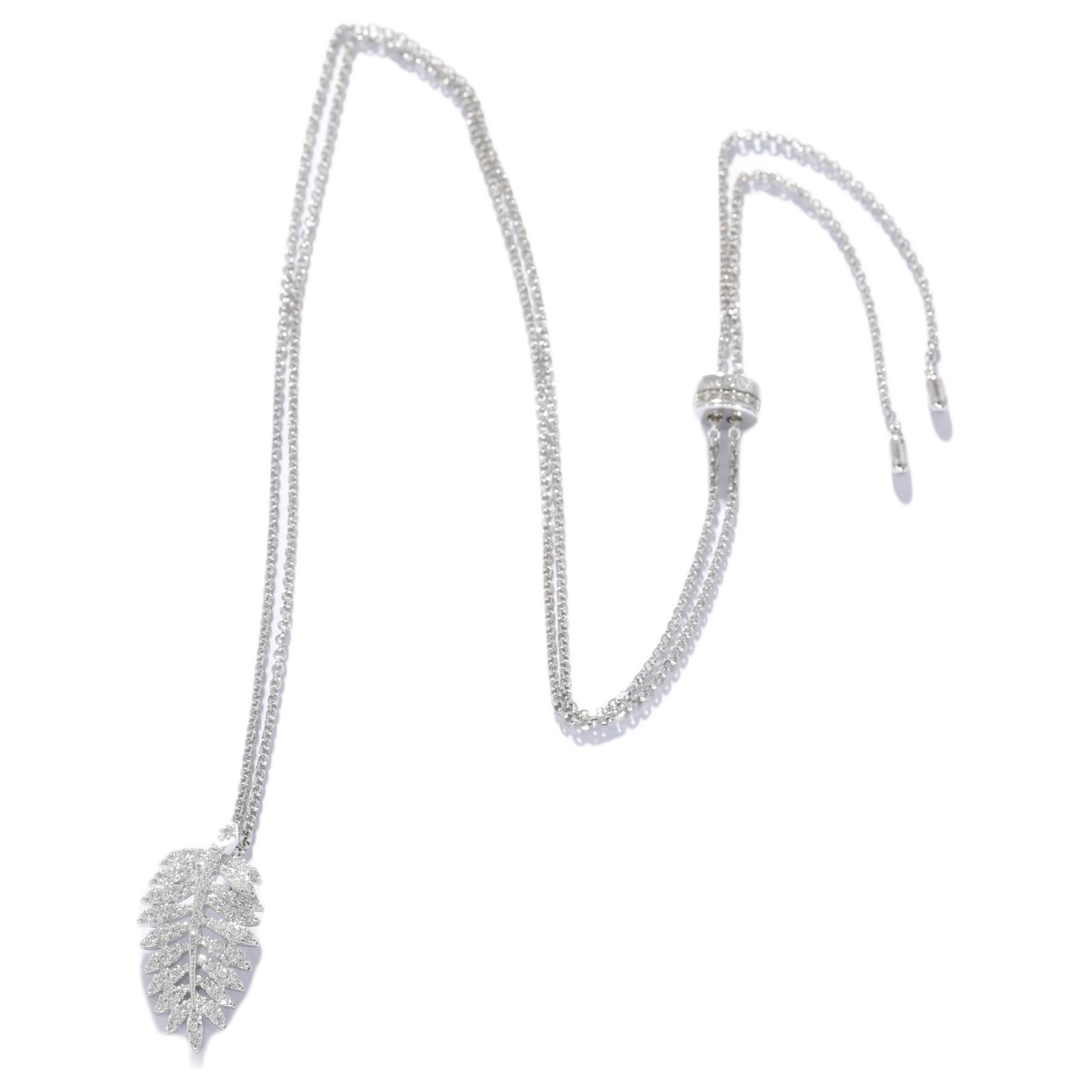 Apm Monaco Женское белое ожерелье
Apm Monaco Женское белое ожерелье