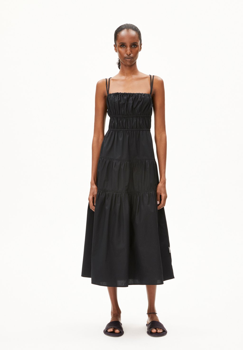 Повседневное платье HETMALAA ARMEDANGELS, черный
Повседневное платье HETMALAA ARMEDANGELS, черный