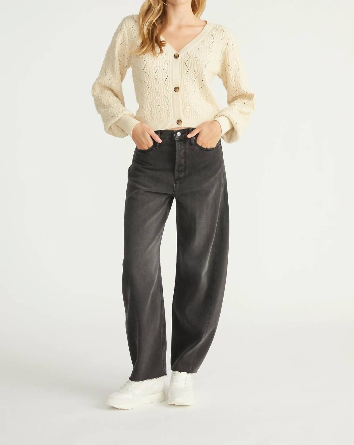 Джинсы Parker Wide Leg черного цвета DRIFTWOOD
Джинсы Parker Wide Leg черного цвета DRIFTWOOD