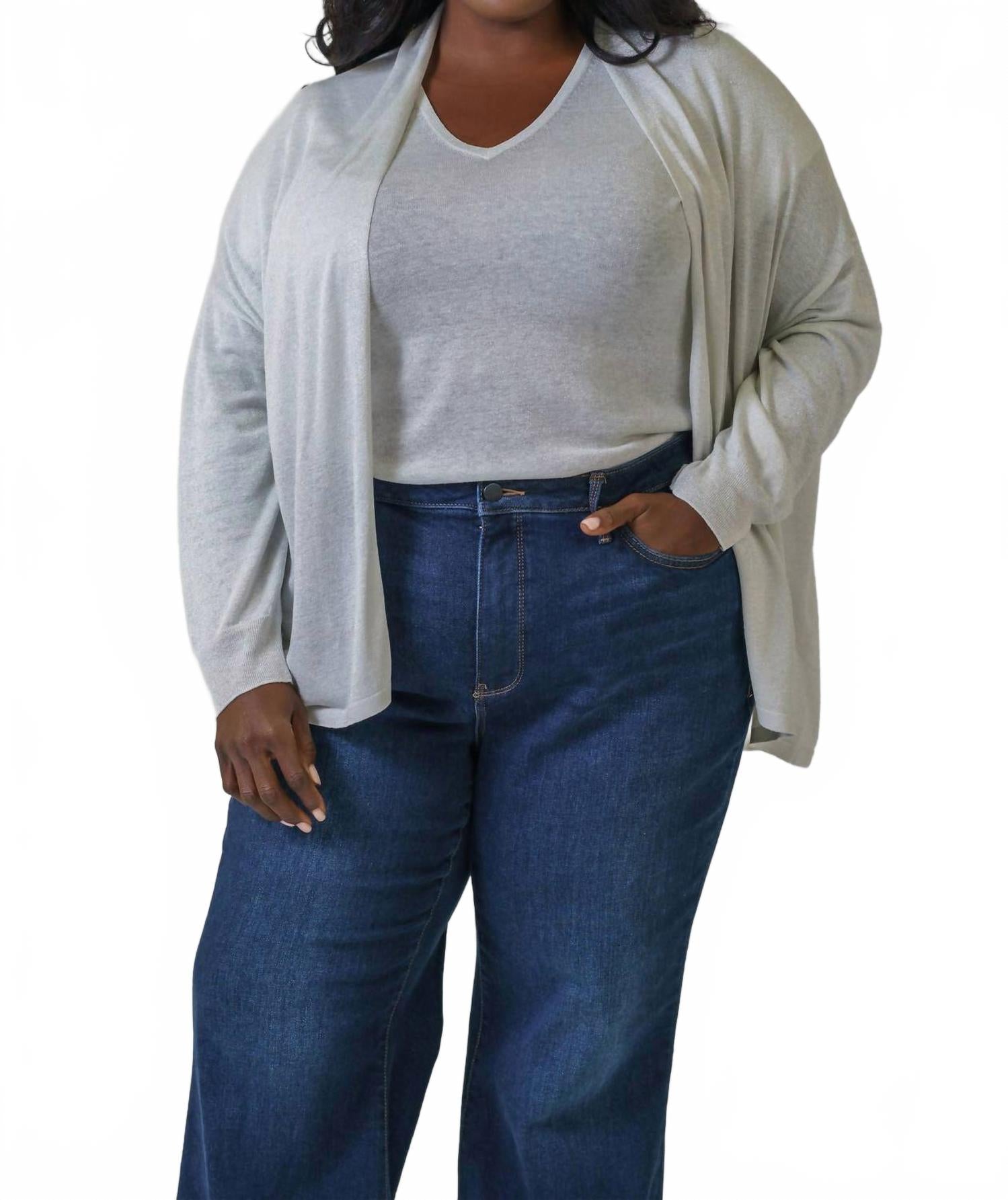 Шифоновая кардиган с блестками - плюс сайз, серый ESTHEME
Шифоновая кардиган с блестками - плюс сайз, серый ESTHEME