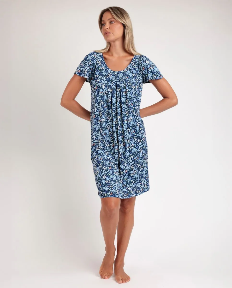 Длинная женская ночная рубашка из вискозного трикотажа синего цвета Admas, синий
Длинная женская ночная рубашка из вискозного трикотажа синего цвета Admas, синий