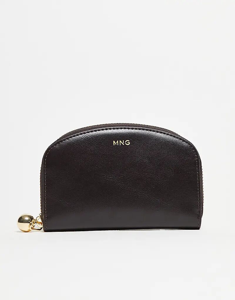 Классический кошелек для монет Mango темно-коричневого цвета
Классический кошелек для монет Mango темно-коричневого цвета