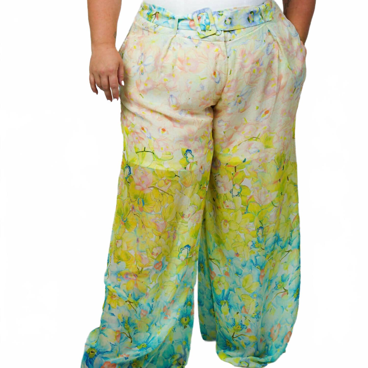 Флоридские омбре-штаны в цветочном принте мультиколор La Fuori
Флоридские омбре-штаны в цветочном принте мультиколор La Fuori