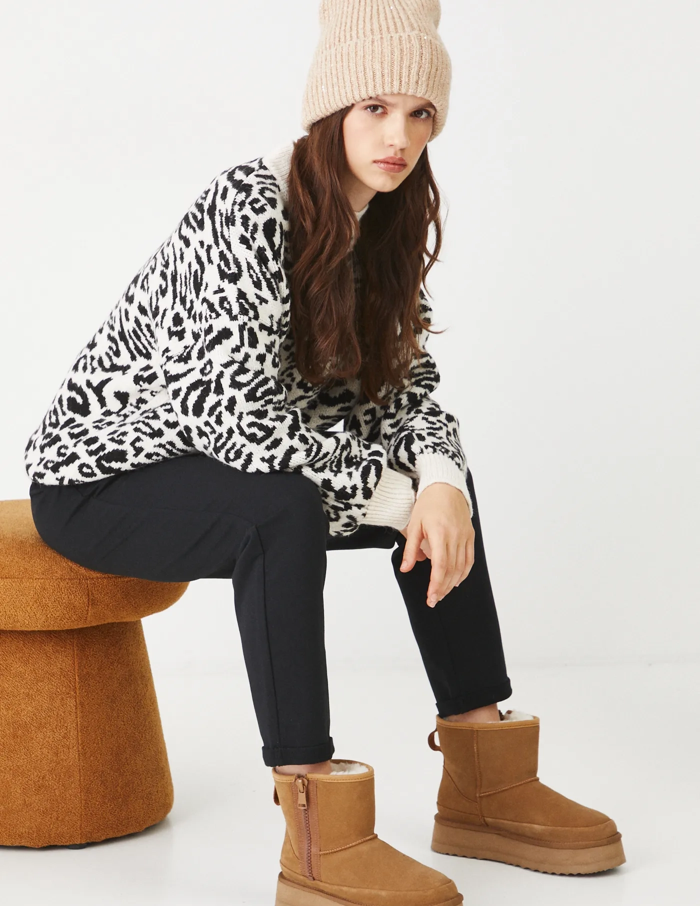 Свитер Medicine, бежевый
Свитер Medicine, бежевый