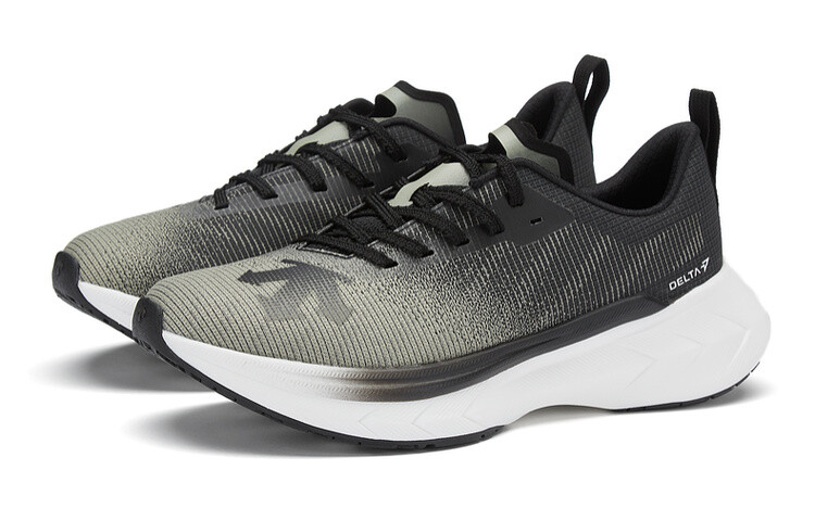 БЕГ Кроссовки женские низкие черные Descente
БЕГ Кроссовки женские низкие черные Descente