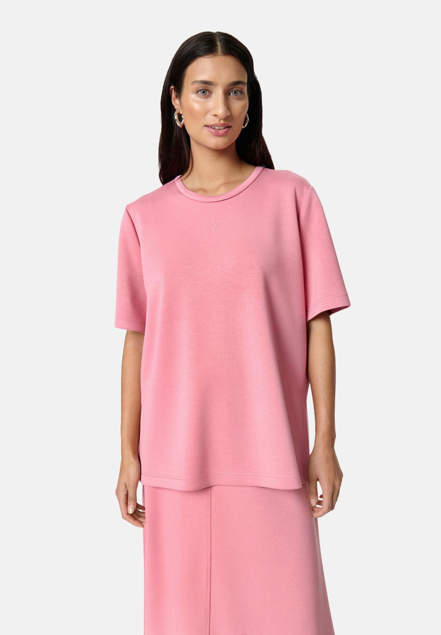 Футболка Soaked in Luxury MARIGOLD TEE, Polignac/Pink, Розовый, Футболка Soaked in Luxury MARIGOLD TEE, Polignac/Pink
Футболка Soaked in Luxury MARIGOLD TEE, Polignac/Pink, Розовый, Футболка Soaked in Luxury MARIGOLD TEE, Polignac/Pink