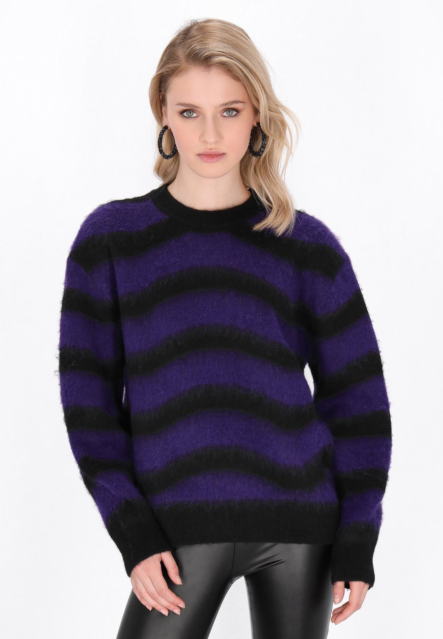 Джемпер myMo ROCKS Jumper, Black/Purple/Purple
Джемпер myMo ROCKS Jumper, Black/Purple/Purple