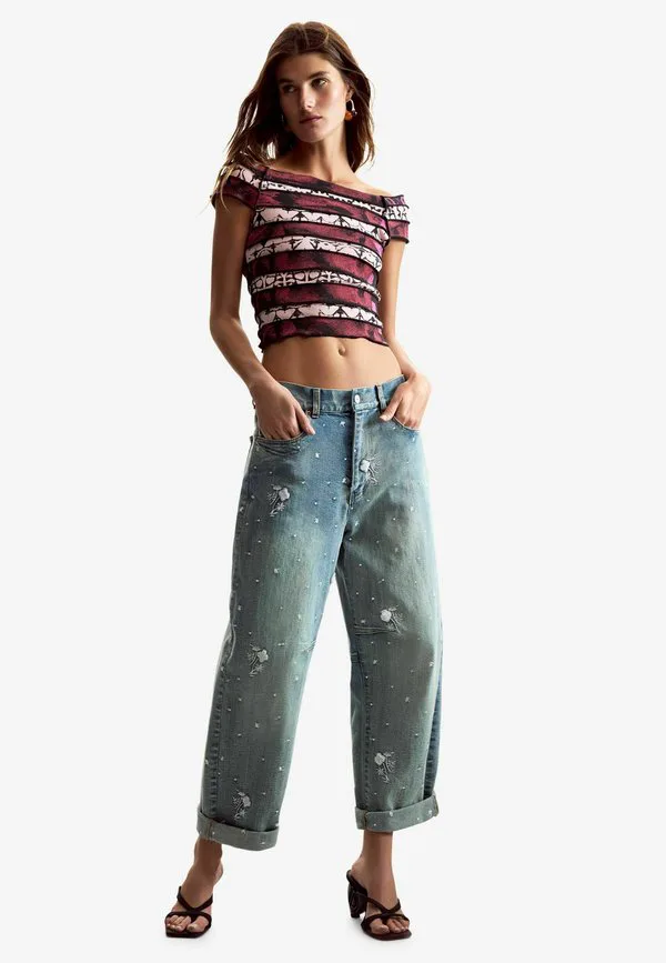 Футболка с принтом «сборки», разработанная кристианом лакруа. Desigual, Green, Зеленый, Футболка с принтом «сборки», разработанная кристианом лакруа. Desigual, Green
Футболка с принтом «сборки», разработанная кристианом лакруа. Desigual, Green, Зеленый, Футболка с принтом «сборки», разработанная кристианом лакруа. Desigual, Green