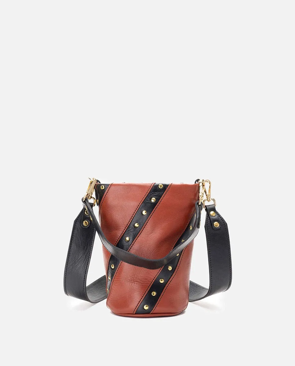 Маленькая кожаная сумочка Candy twisted с магнитной застёжкой Mercules, светло-коричневый
Маленькая кожаная сумочка Candy twisted с магнитной застёжкой Mercules, светло-коричневый