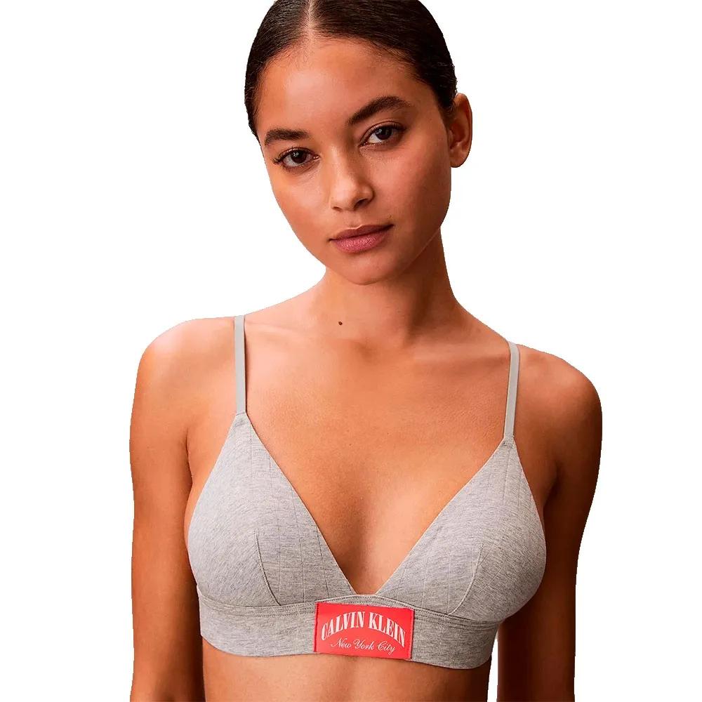 Треугольный бюстгальтер Calvin Klein LV00QF8886, серый
Треугольный бюстгальтер Calvin Klein LV00QF8886, серый