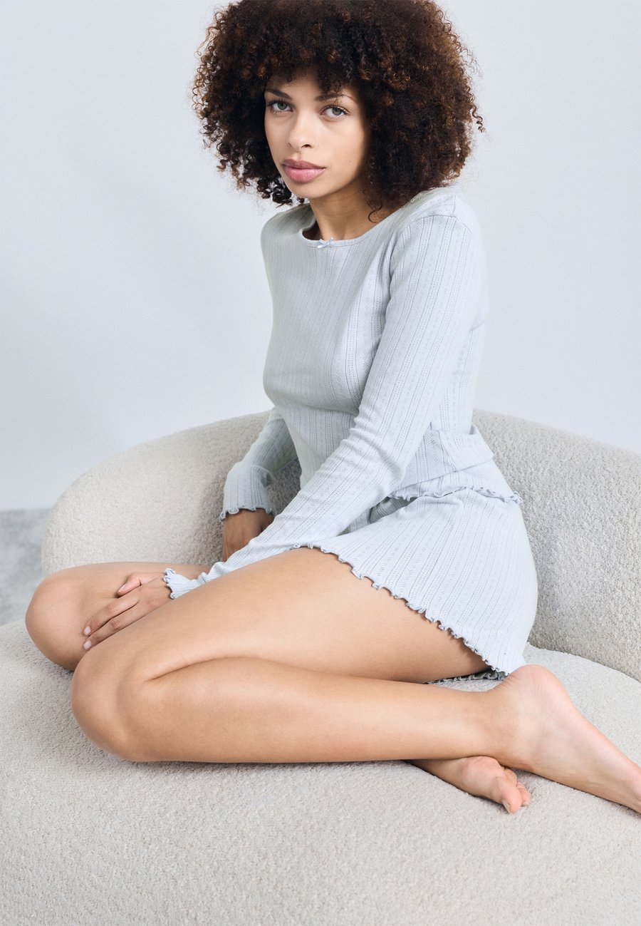 Пижамный комплект Lindex SHORTS, Light Blue
Пижамный комплект Lindex SHORTS, Light Blue