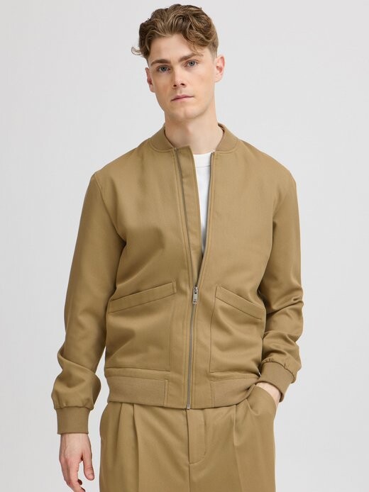 Куртка-Бомбер cfscott 0153 гарбадин Casual Friday, коричневый
Куртка-Бомбер cfscott 0153 гарбадин Casual Friday, коричневый