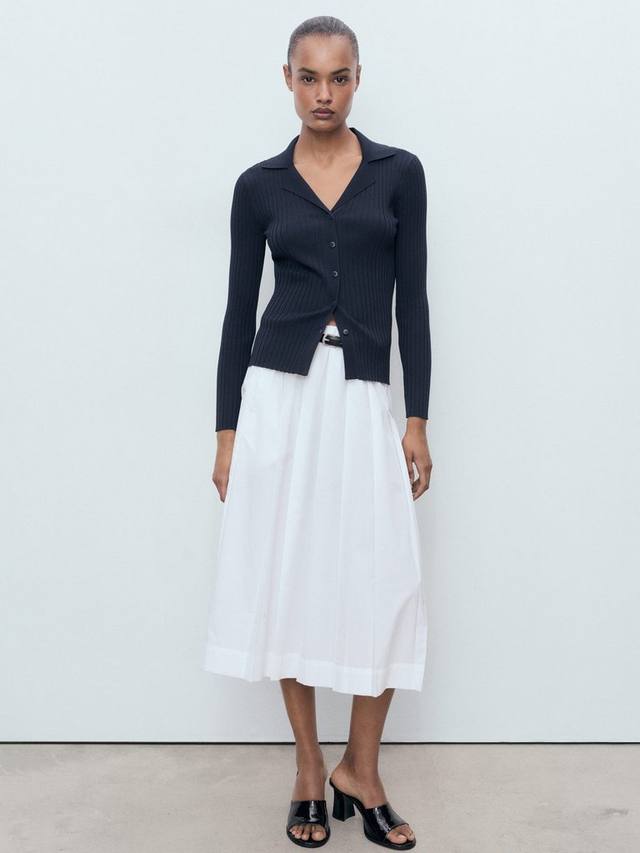 Латте воротник кардиган с рубчиком Mango, Navy
Латте воротник кардиган с рубчиком Mango, Navy