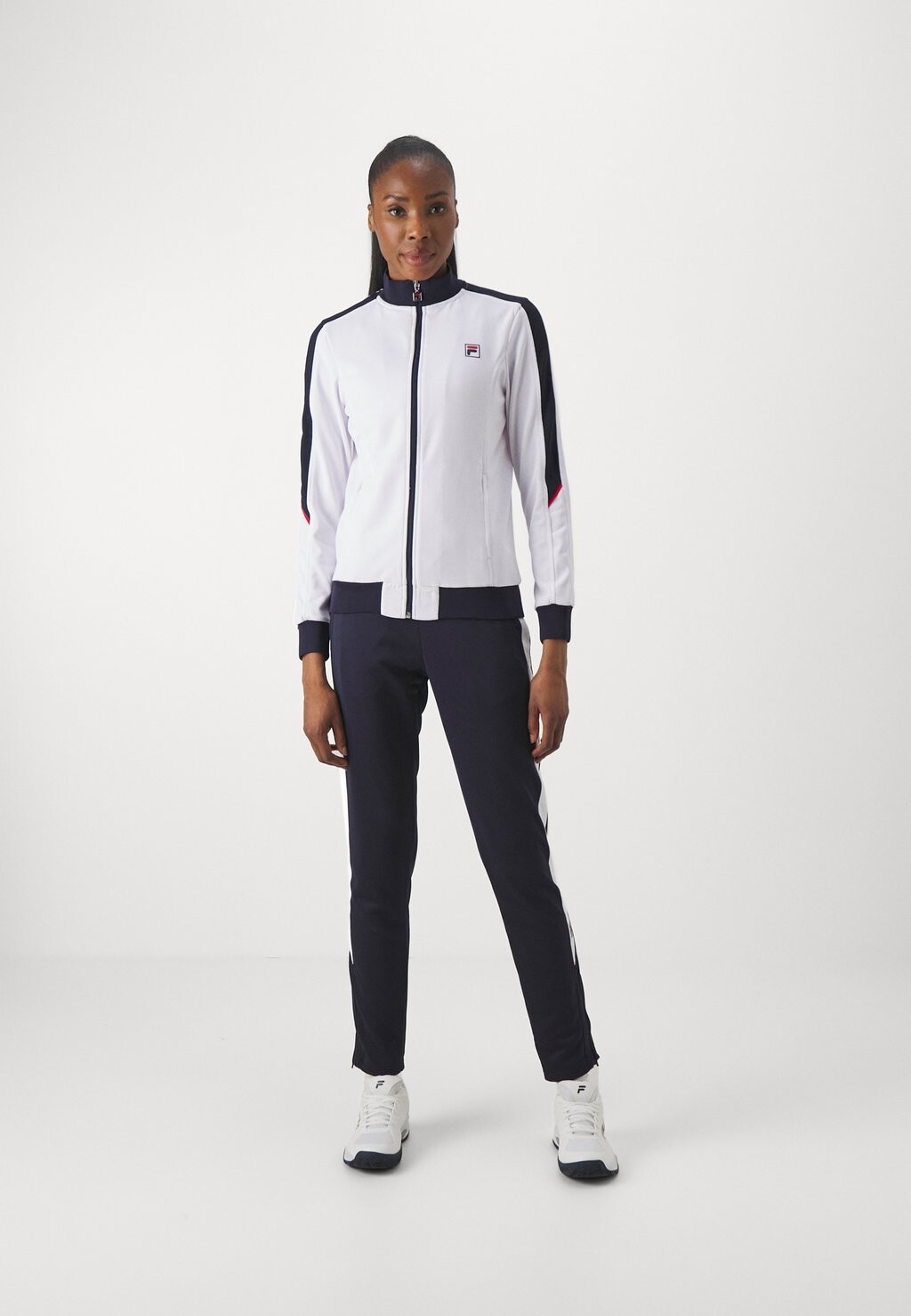 Спортивный костюм TRACKSUIT MANUELA Fila, цвет white/navy
Спортивный костюм TRACKSUIT MANUELA Fila, цвет white/navy