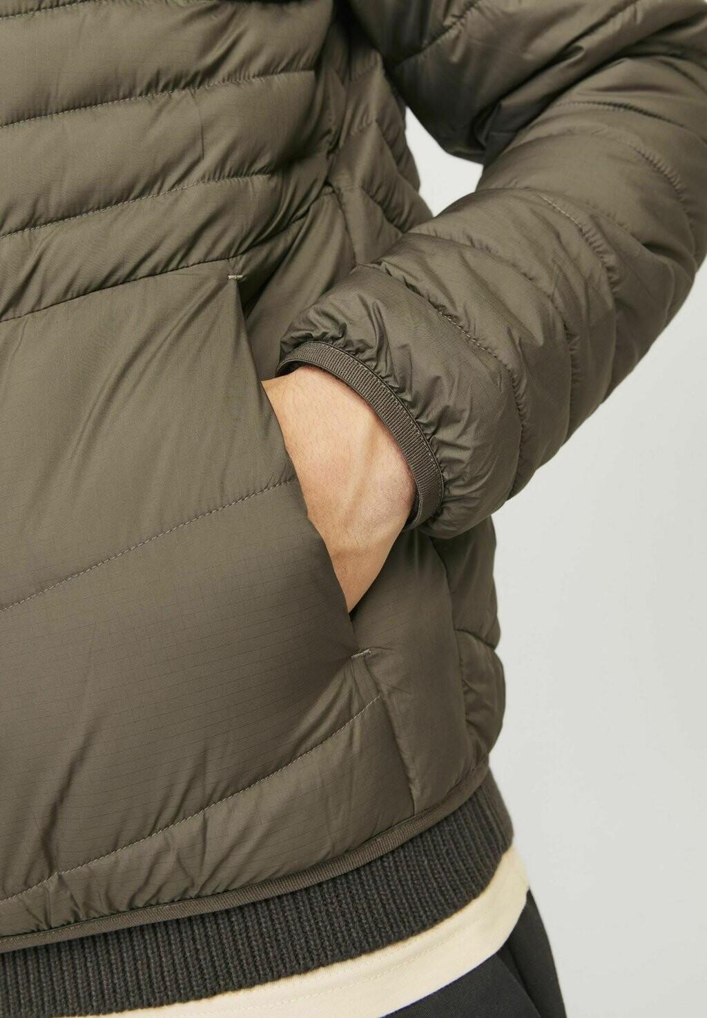 Зимняя куртка JJESTATE PACKABLE PUFFER COLLAR NOOS Jack & Jones, зеленый
Зимняя куртка JJESTATE PACKABLE PUFFER COLLAR NOOS Jack & Jones, зеленый