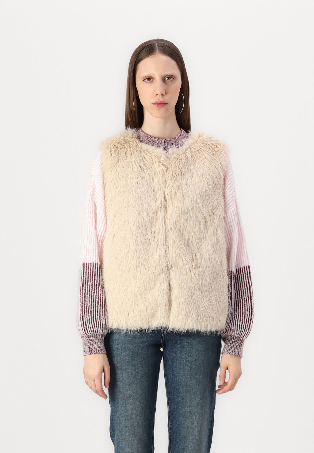 Жилет ONLVANILLA ONLY, бежевый
Жилет ONLVANILLA ONLY, бежевый