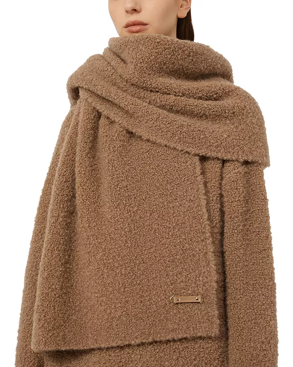 Шарф Calabra из букле Max Mara, бежевый
Шарф Calabra из букле Max Mara, бежевый