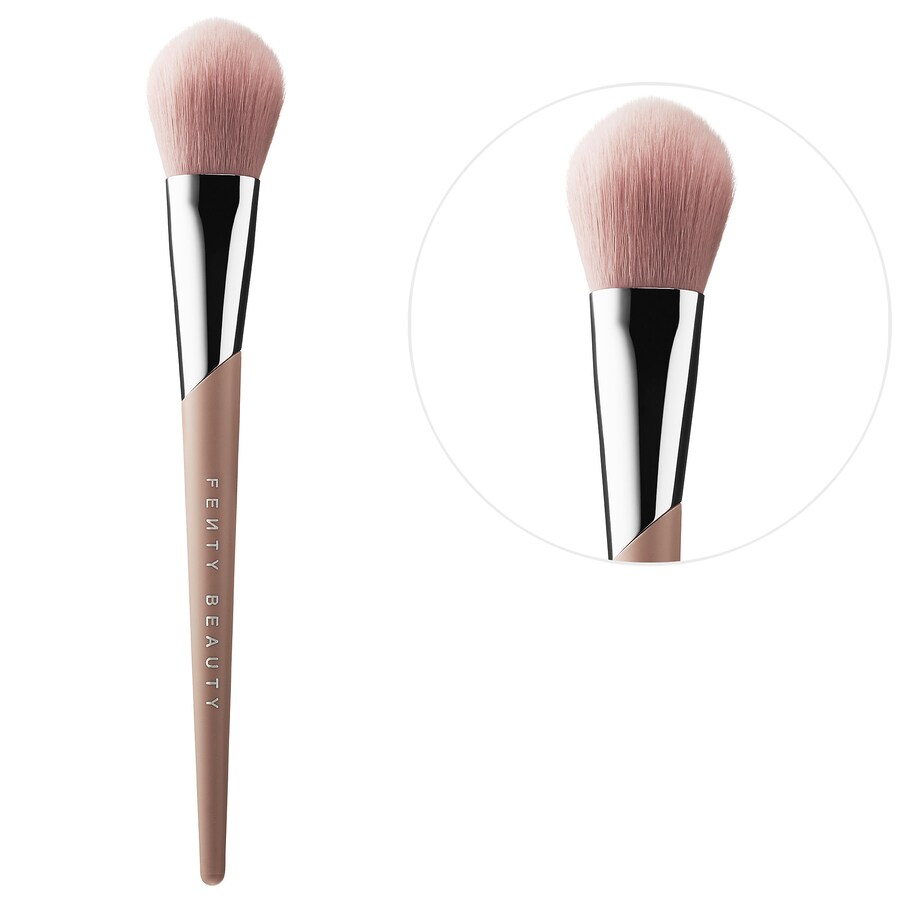 Кисть для скульптурирующего бронзера 195 Fenty Beauty by Rihanna
Кисть для скульптурирующего бронзера 195 Fenty Beauty by Rihanna