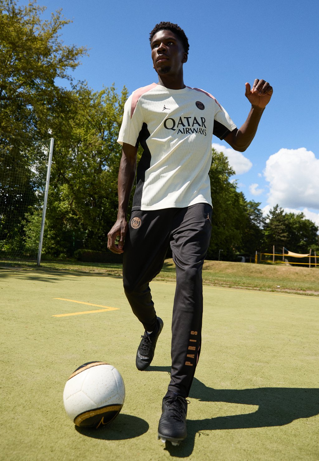 Спортивные брюки PARIS ST GERMAIN NIKE DF STRIKE PANTS THIRD Nike Performance, черный
Спортивные брюки PARIS ST GERMAIN NIKE DF STRIKE PANTS THIRD Nike Performance, черный