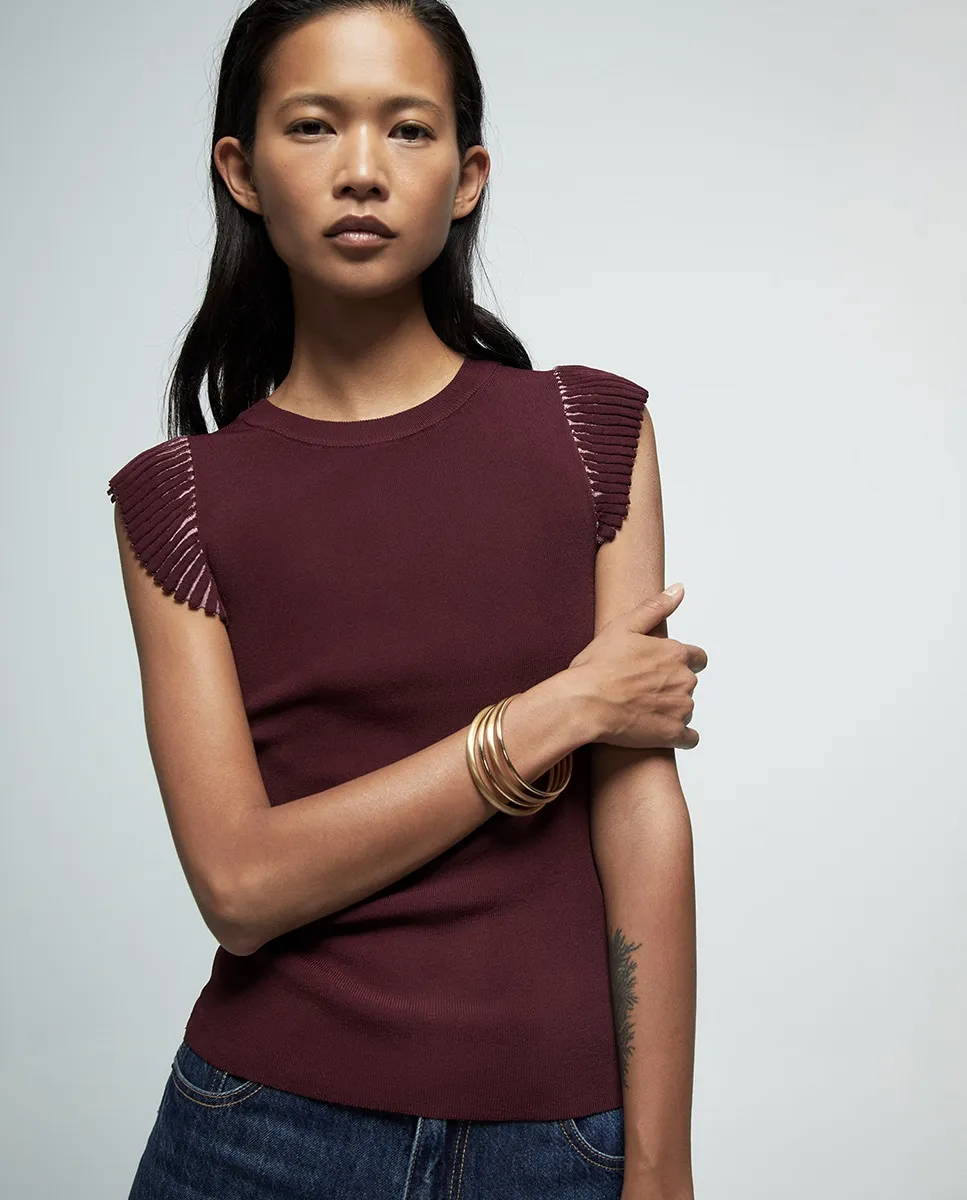 Топ с оборками на рукавах Sfera, бордовый
Топ с оборками на рукавах Sfera, бордовый