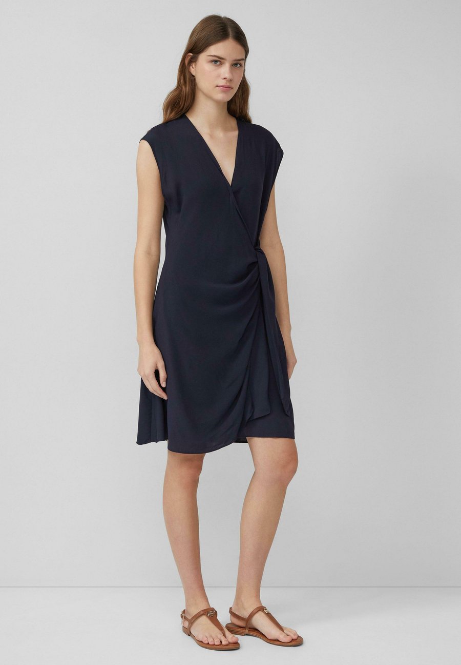 Платье s.Oliver Day dress, Navy/Blue
Платье s.Oliver Day dress, Navy/Blue