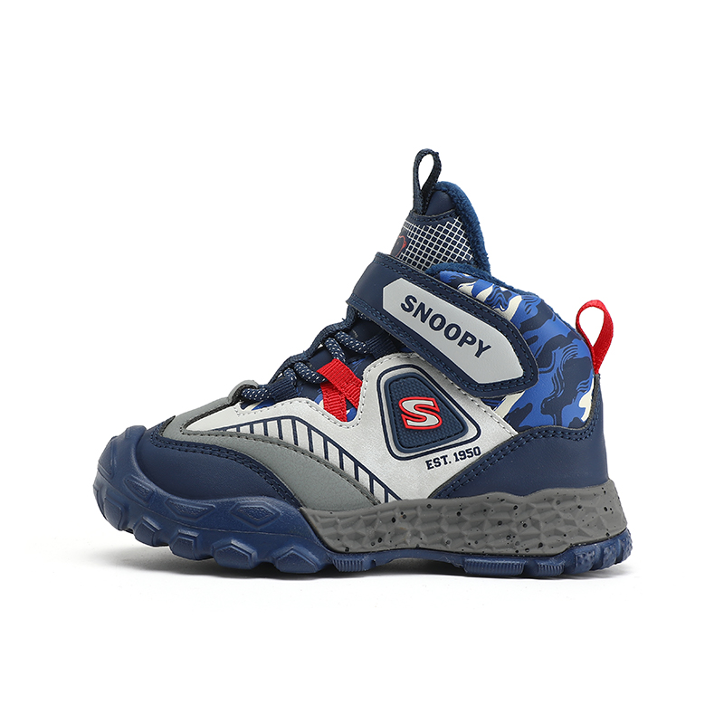 Теплые детские баскетбольные кроссовки с противоскользящей подошвой и амортизацией ударов SNOOPY, камуфляж/синий 
Теплые детские баскетбольные кроссовки с противоскользящей подошвой и амортизацией ударов SNOOPY, камуфляж/синий