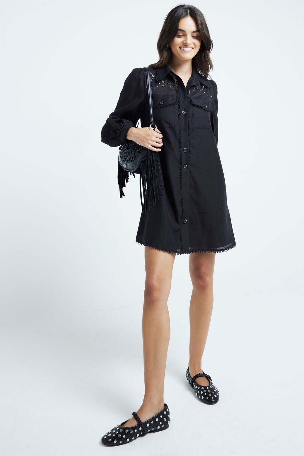 Платье рубашка с заклепками и ажурной отделкой River Island, черный
Платье рубашка с заклепками и ажурной отделкой River Island, черный