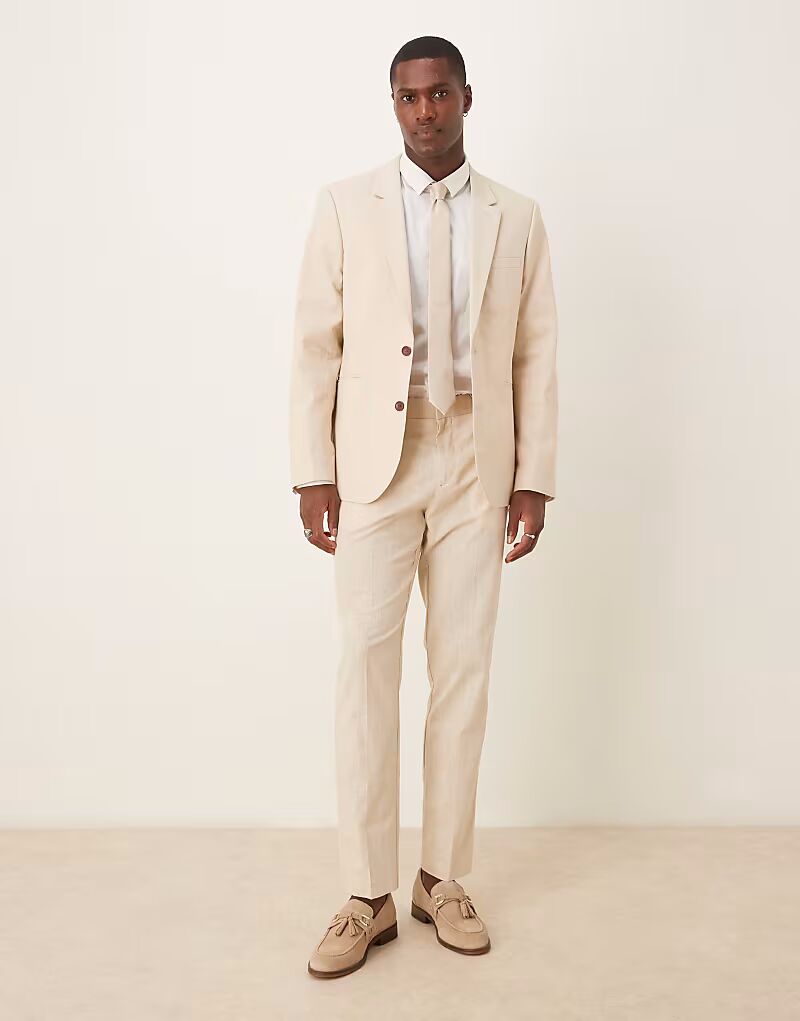 ASOS DESIGN облегающие брюки из костюма бежевого цвета с имитацией льна и складками 
ASOS DESIGN облегающие брюки из костюма бежевого цвета с имитацией льна и складками