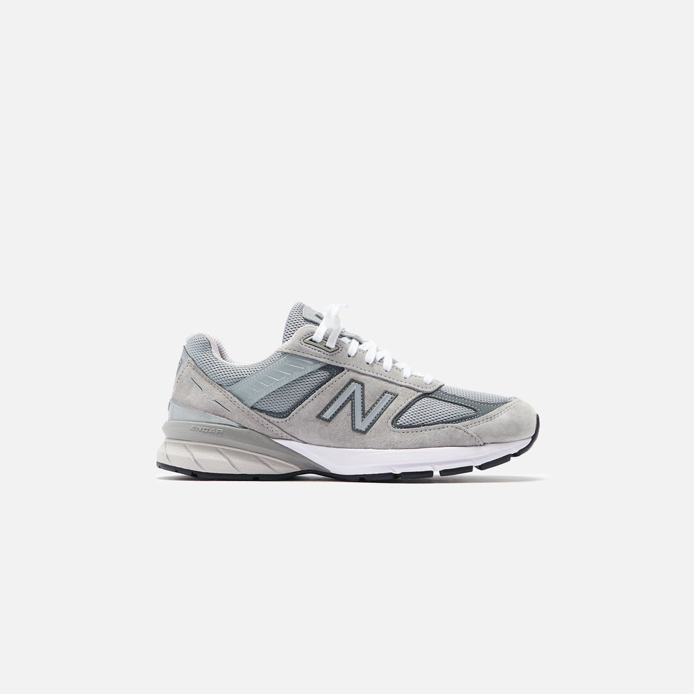 Кроссовки New Balance Made in USA 990v5, цвет Grey/Castlerock
Кроссовки New Balance Made in USA 990v5, цвет Grey/Castlerock