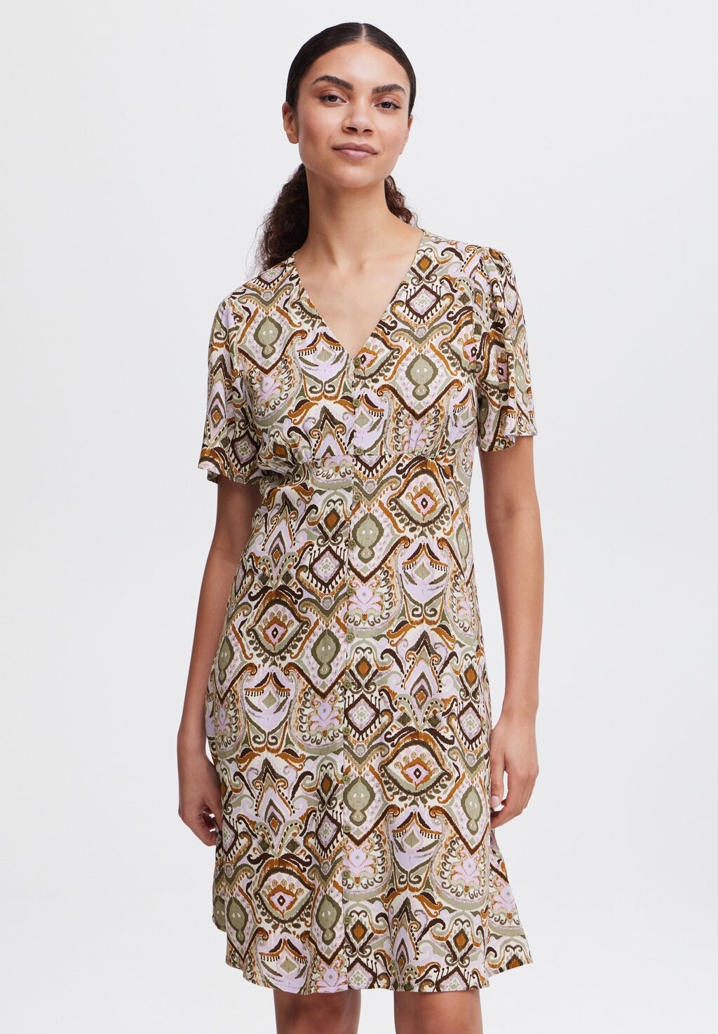 Платье-рубашка Mmjoella Vneck b.young, микс алоэ бохо
Платье-рубашка Mmjoella Vneck b.young, микс алоэ бохо