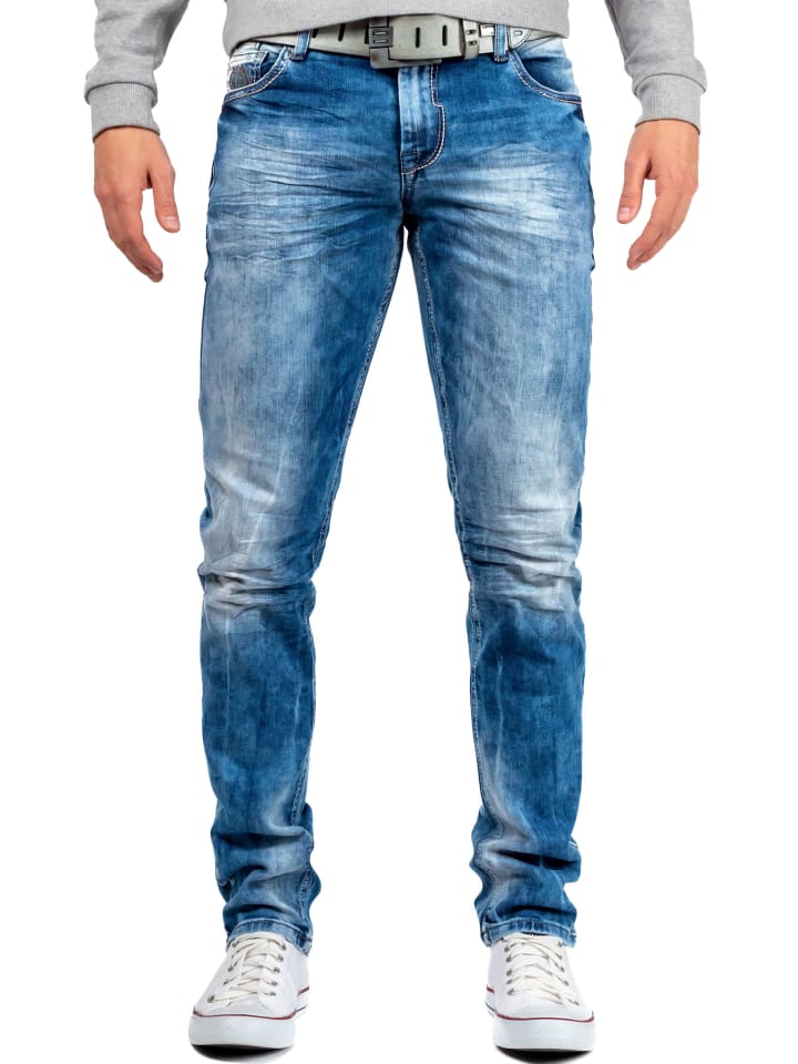 Джинсы синего цвета Cipo & Baxx
Джинсы синего цвета Cipo & Baxx