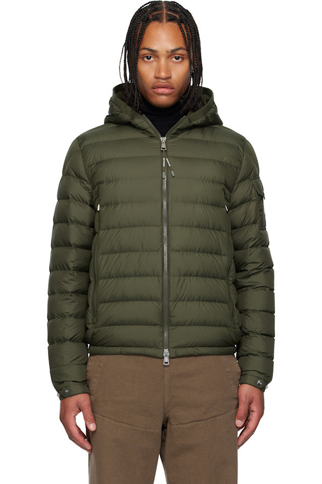 Moncler Пуховая куртка Khaki Galion с капюшоном, короткая
Moncler Пуховая куртка Khaki Galion с капюшоном, короткая