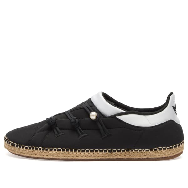 Adidas X clot qi flow кроссовки, core черный & белый
Adidas X clot qi flow кроссовки, core черный & белый