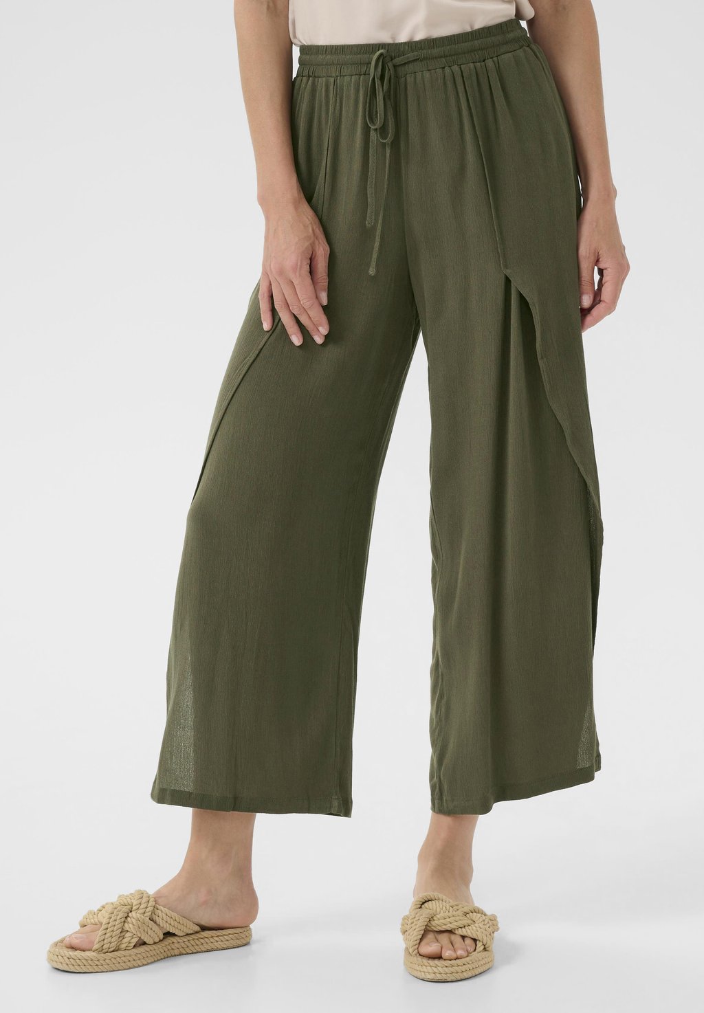 Брюки CRALLIE Cream, зеленый
Брюки CRALLIE Cream, зеленый