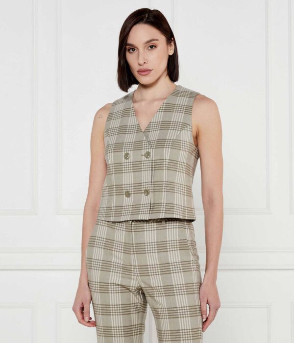 Жилет женский Marc Cain на пуговицах, бежевый
Жилет женский Marc Cain на пуговицах, бежевый