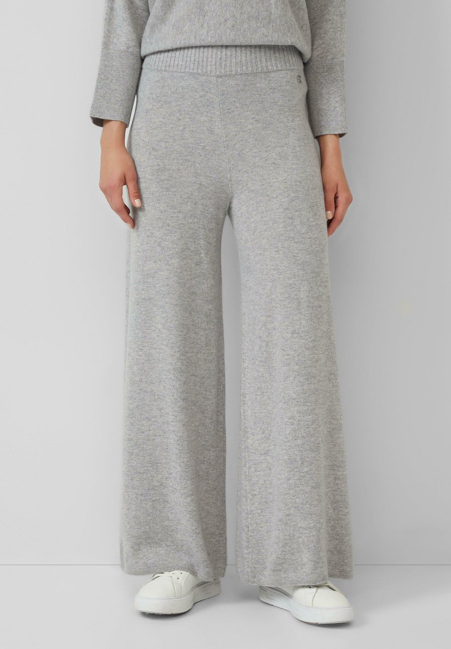 Брюки s.Oliver BLACK LABEL HOOGWAARDIGE MET EXTRA WIJDE , Grau Meliert/Grey
Брюки s.Oliver BLACK LABEL HOOGWAARDIGE MET EXTRA WIJDE , Grau Meliert/Grey