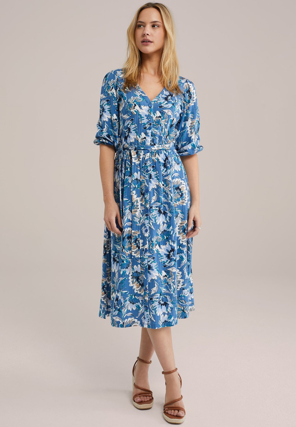 Платье-рубашка WE Fashion, синий
Платье-рубашка WE Fashion, синий