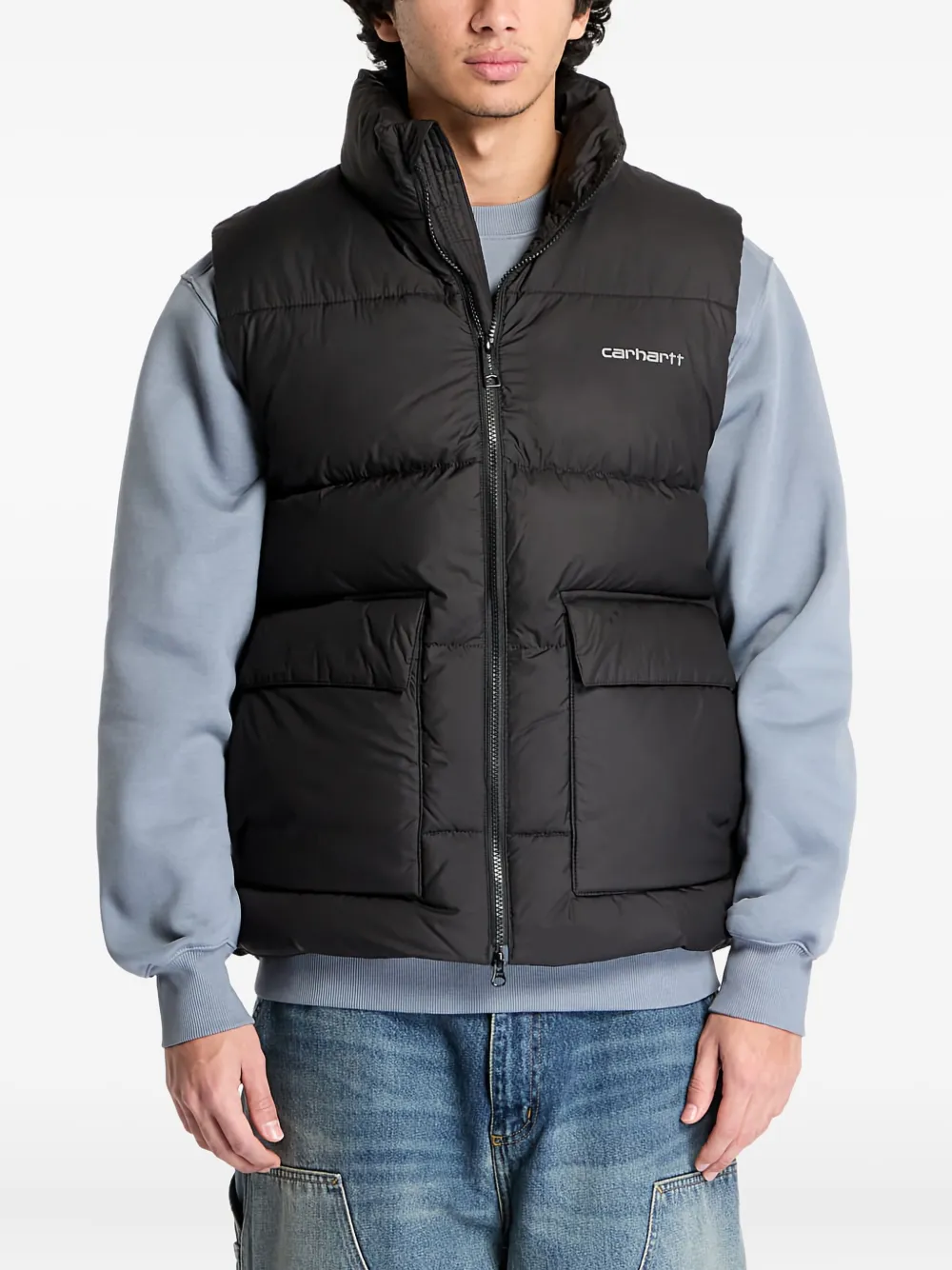 Стеганый жилет с карманами-клапанами CARHARTT WIP, черный
Стеганый жилет с карманами-клапанами CARHARTT WIP, черный