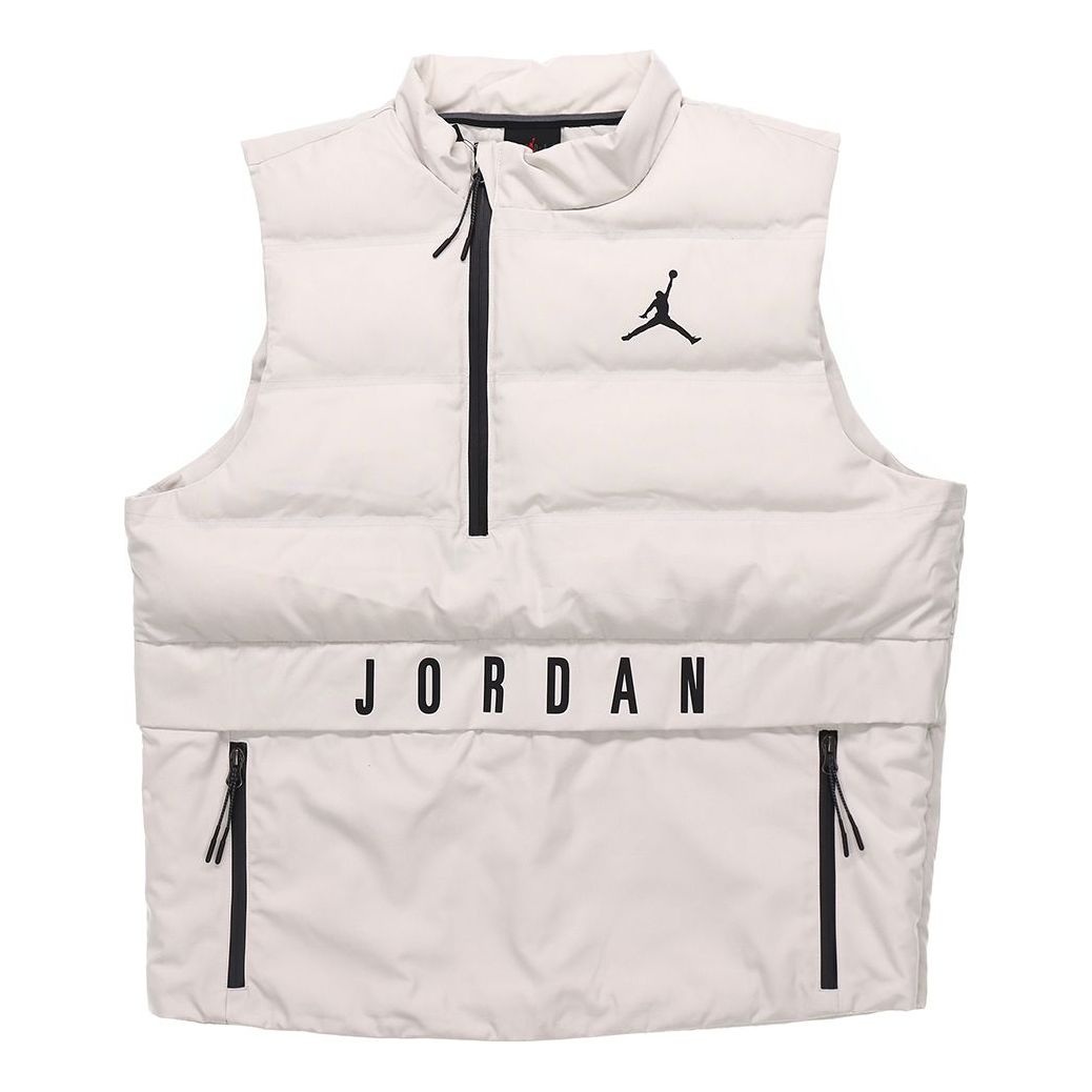 Куртка Air Jordan 23 Tech Half Zipper Vest Asia Sizing 'Creamy White'
Куртка Air Jordan 23 Tech Half Zipper Vest Asia Sizing 'Creamy White'