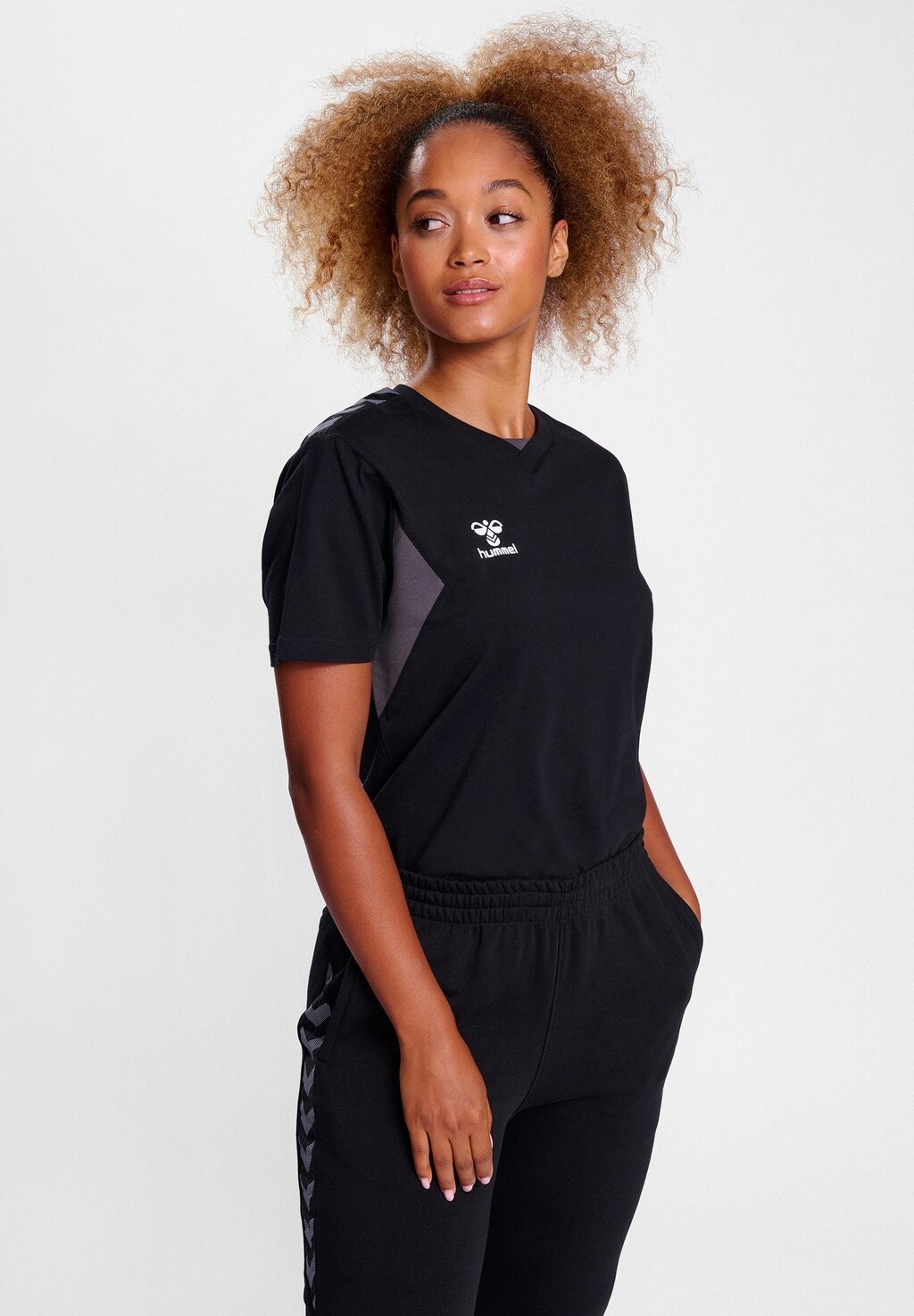 Футболка с принтом AUTHENTIC Hummel, цвет black
Футболка с принтом AUTHENTIC Hummel, цвет black