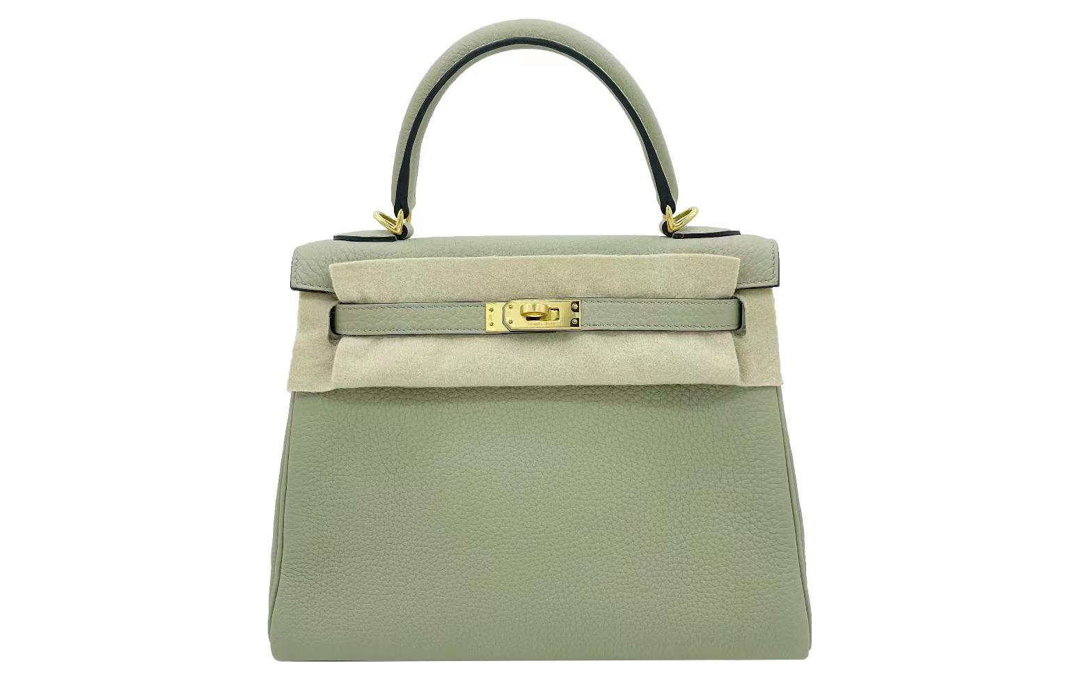 Сумка Kelly Togo из телячьей кожи, Regular, женская, Q1, Sauge, Sage Green HERMES, Z Stamp
Сумка Kelly Togo из телячьей кожи, Regular, женская, Q1, Sauge, Sage Green HERMES, Z Stamp