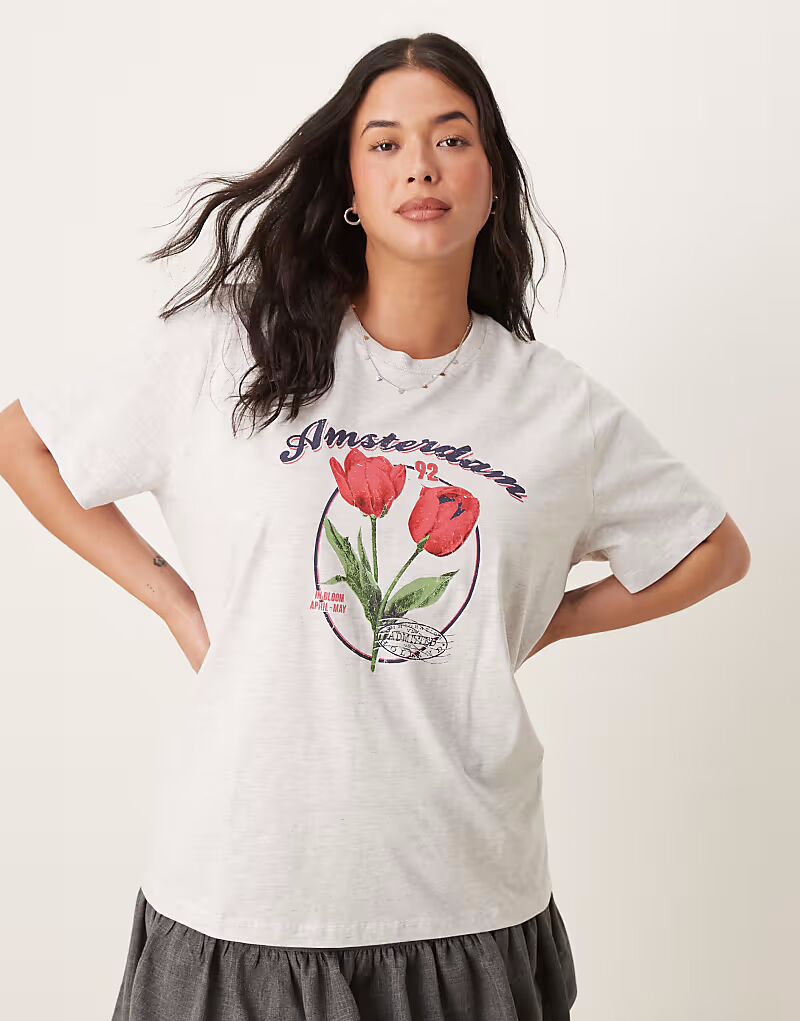 Футболка ASOS DESIGN Curve прямого кроя с принтом тюльпана в стиле амстердамского меланжа ASOS Curve
Футболка ASOS DESIGN Curve прямого кроя с принтом тюльпана в стиле амстердамского меланжа ASOS Curve